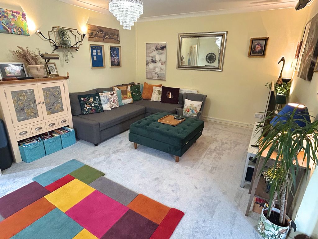 Property photo 3 of 23