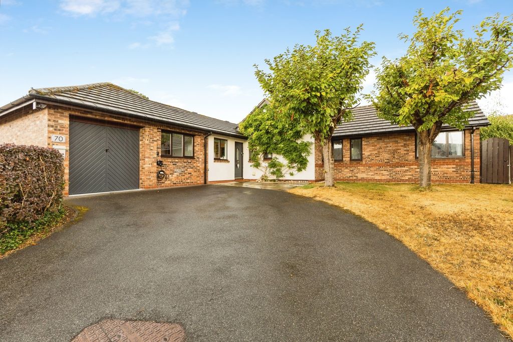 Property photo 1 of 25 Pbox-Img.Jpg