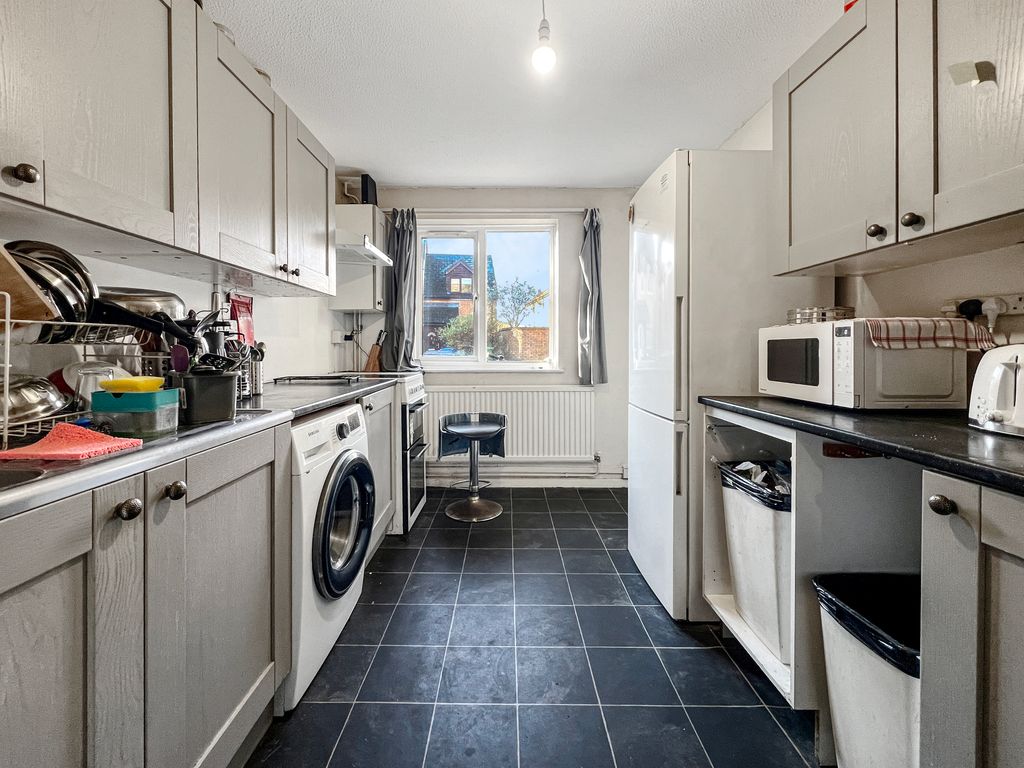 Property photo 2 of 13 Fab4B35E66A2Aa85Af922d1Be97B35133d29cd53