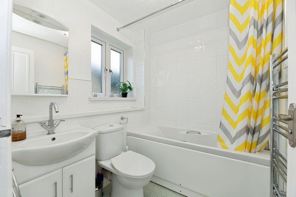 Property photo 2 of 12 Pbox-Img.Jpg