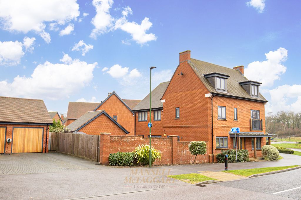 Property photo 1 of 26