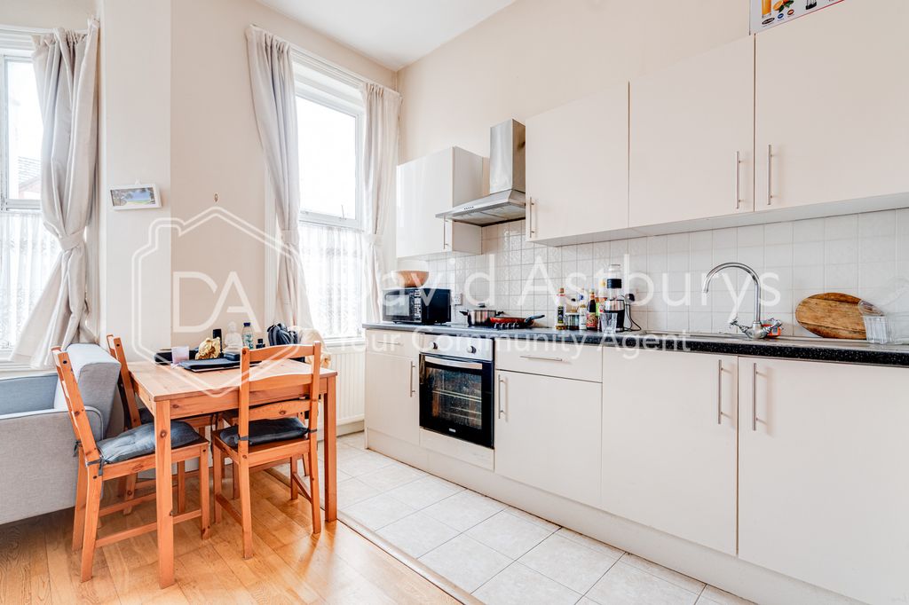 Property photo 3 of 7 Dsc08446