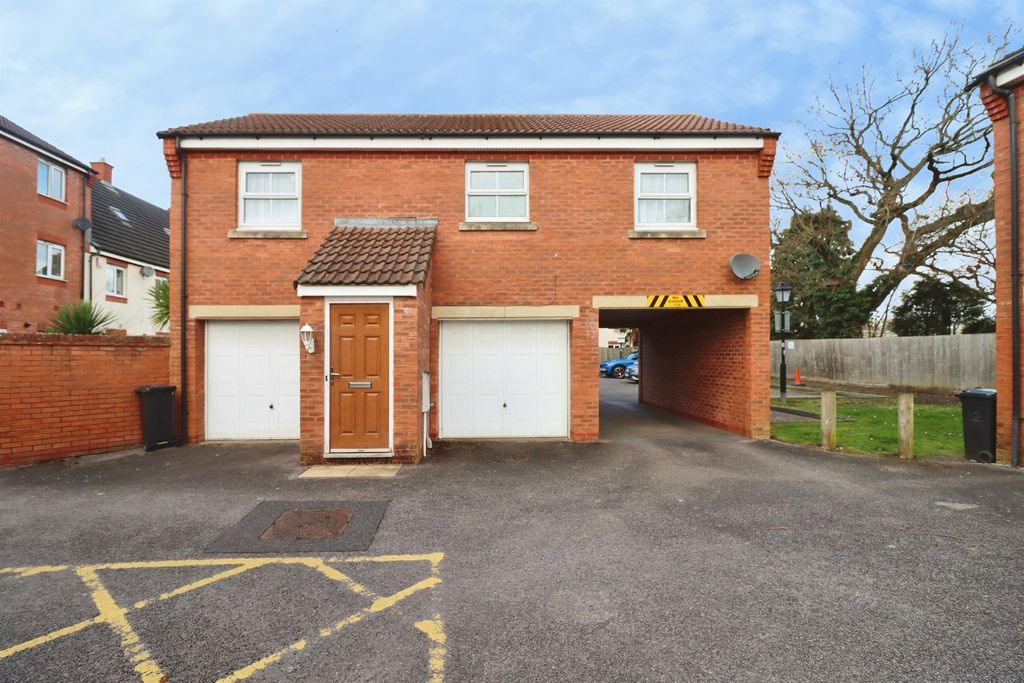 Property photo 1 of 20