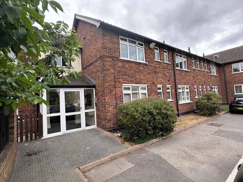 Property photo 1 of 12 4382241