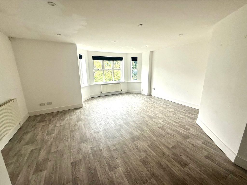 Property photo 3 of 11 Picture No. 04