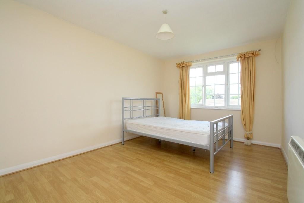 Property photo 3 of 4