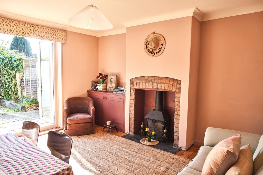 Property photo 1 of 22