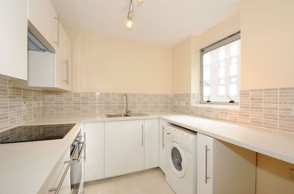 Property photo 2 of 6 Picture No. 04