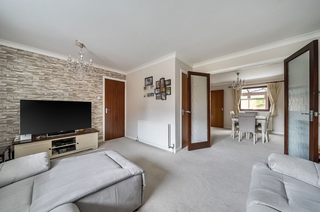 Property photo 2 of 19 Photo 17