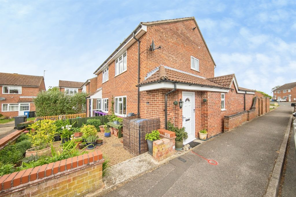 Property photo 1 of 15