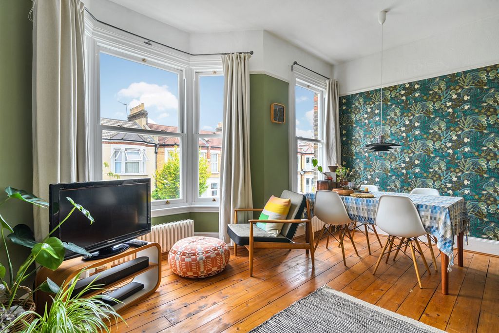 Property photo 2 of 16 6-6A843d8F3Ffa7-1...