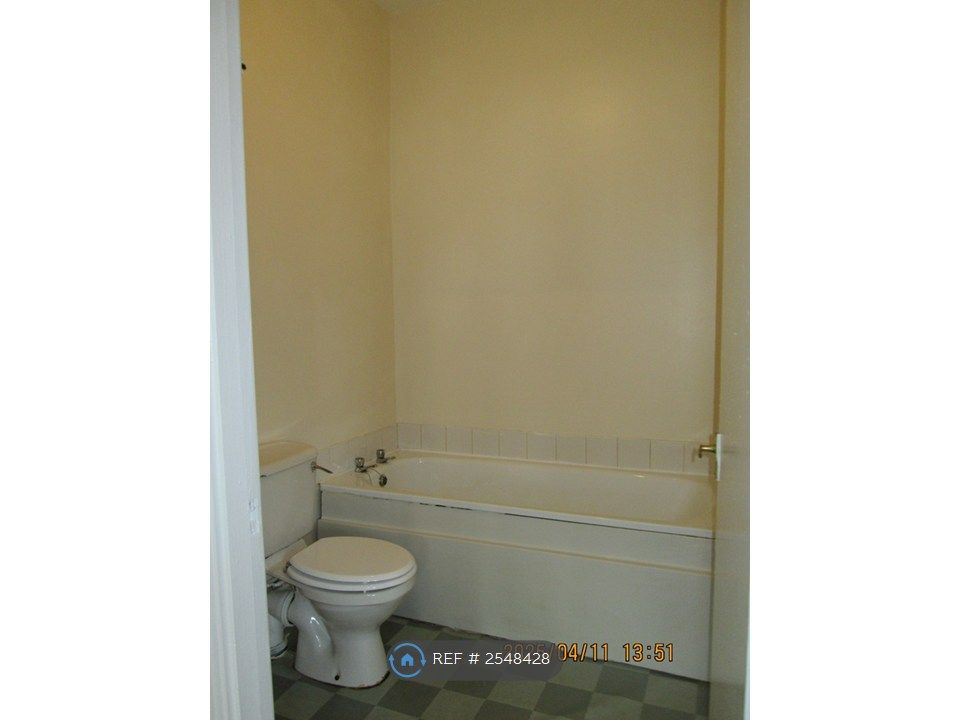 Property photo 2 of 3
