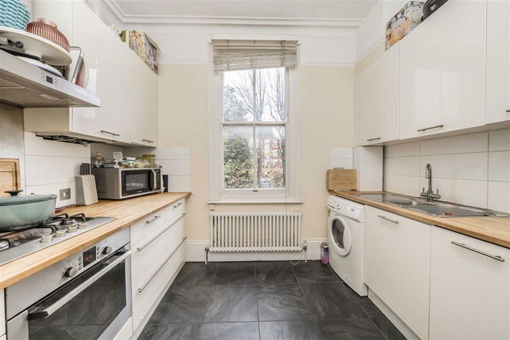 Property photo 3 of 7