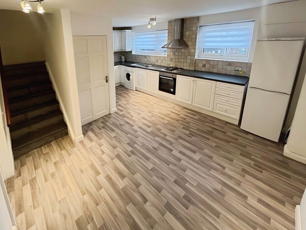 Property photo 1 of 12 Picture No. 21