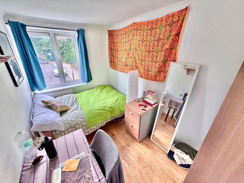 Property photo 3 of 5