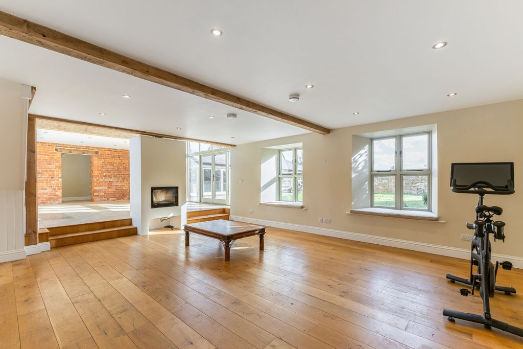 Property photo 3 of 17 115839_Stone Barn...