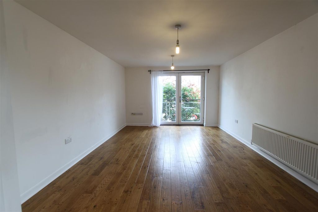 Property photo 2 of 11 Img_1087.Jpg