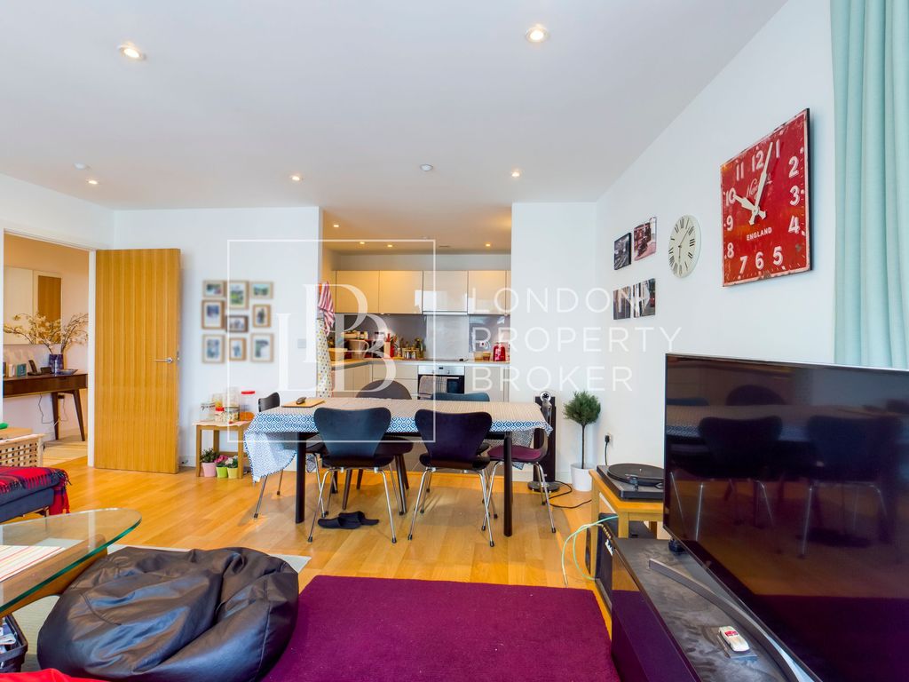 Property photo 2 of 14
