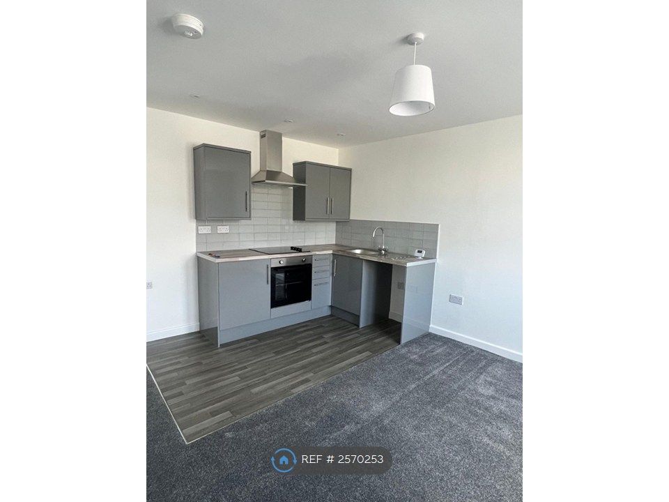 Property photo 1 of 5