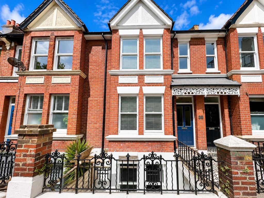 Property photo 1 of 16 202.Png