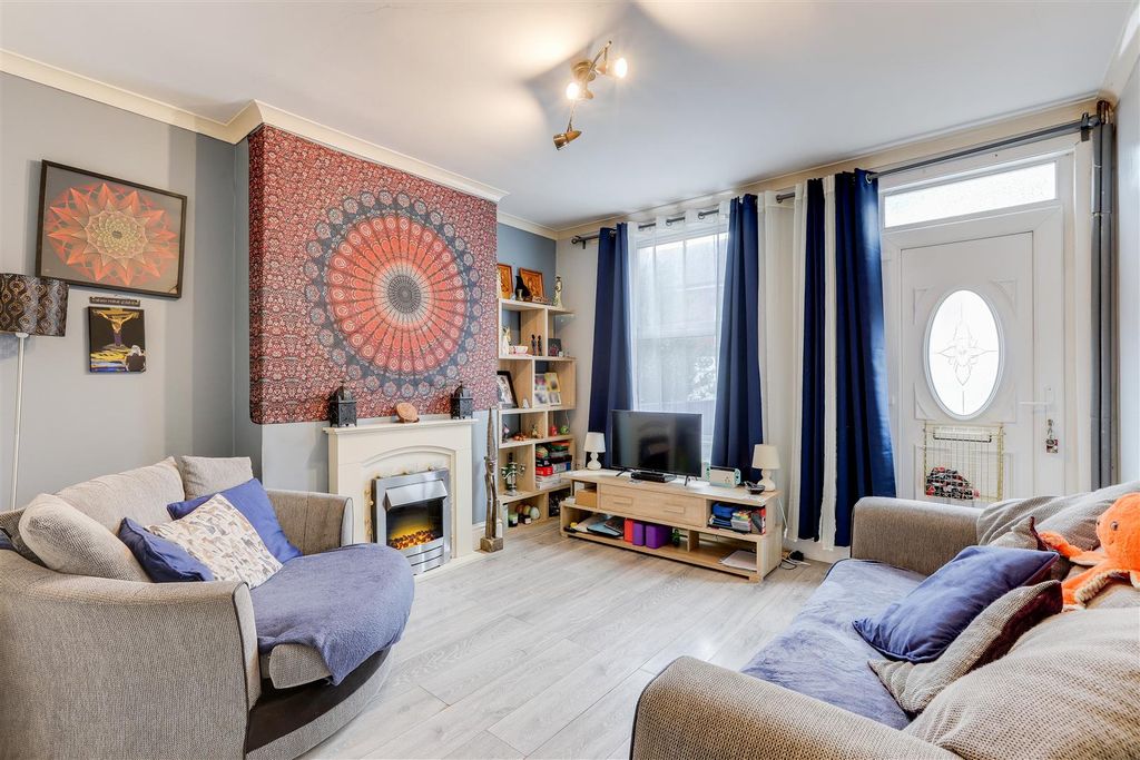 Property photo 2 of 21 041125_14.Jpg