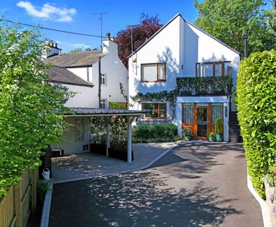 Property photo 1 of 25