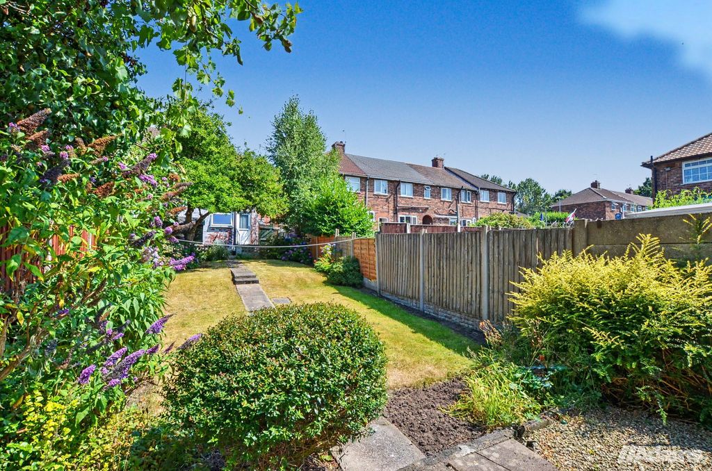 Property photo 2 of 23