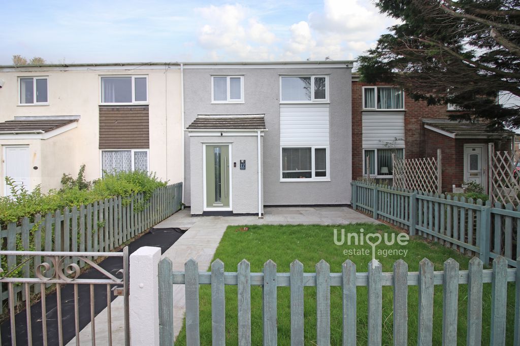 Property photo 1 of 21