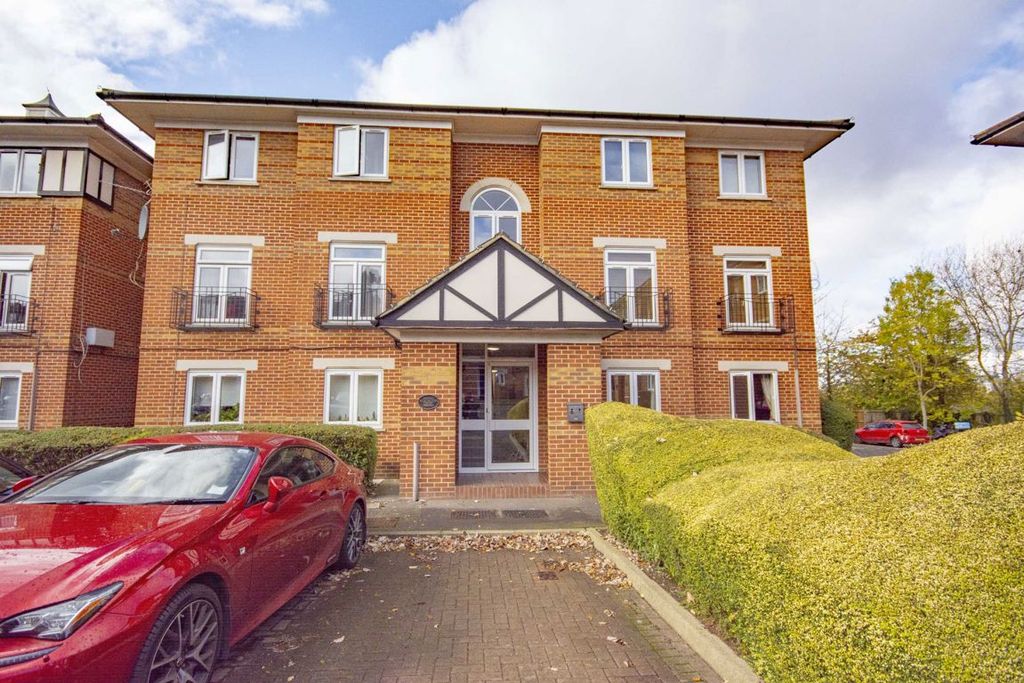 Property photo 1 of 4