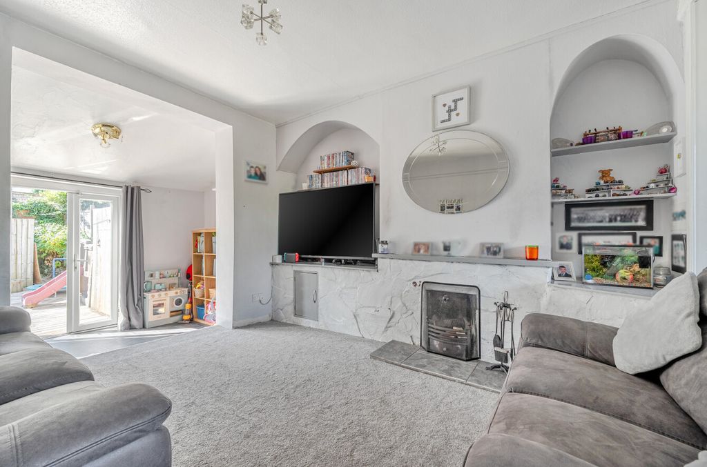 Property photo 2 of 24 1493566-16-6A5E14...