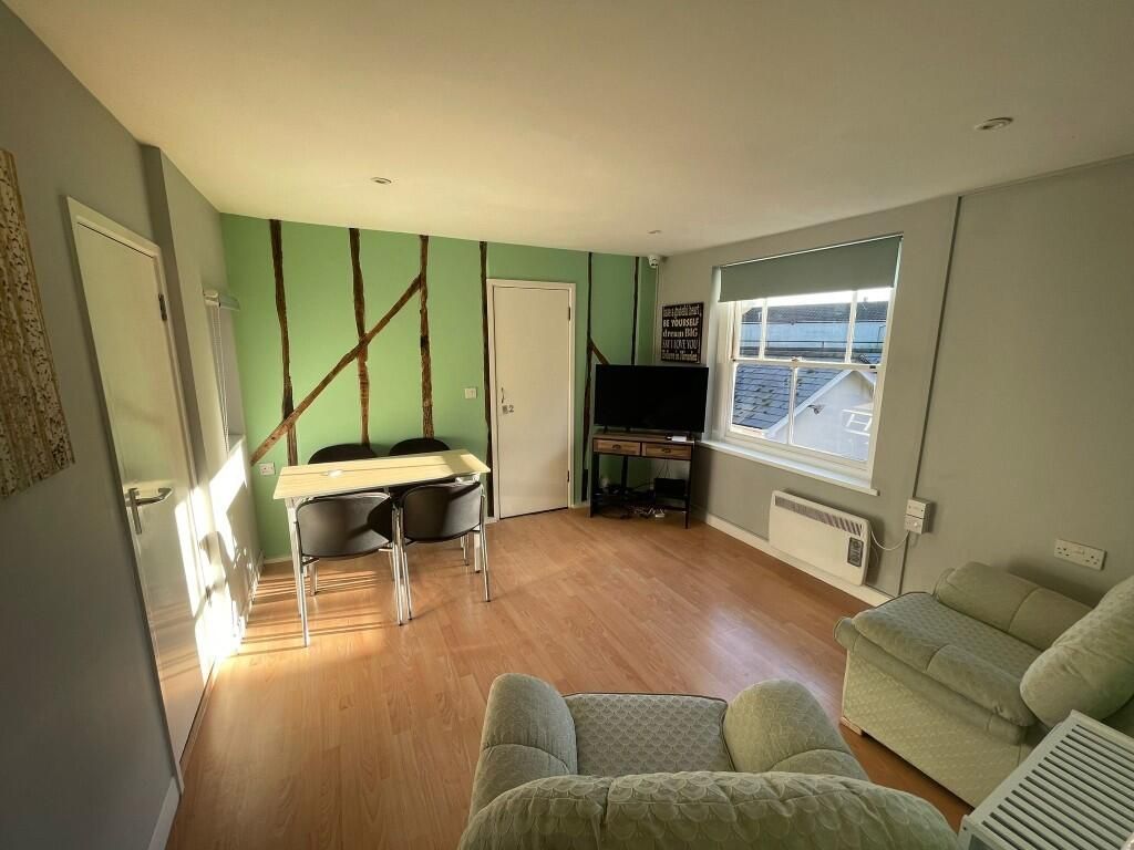 Property photo 2 of 3