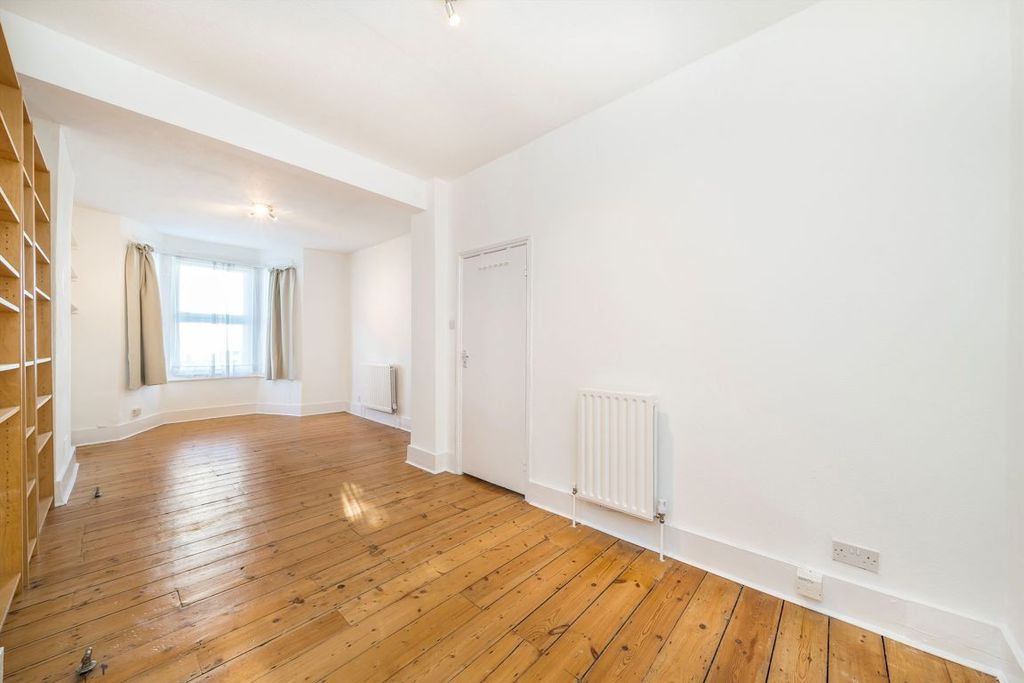 Property photo 2 of 5