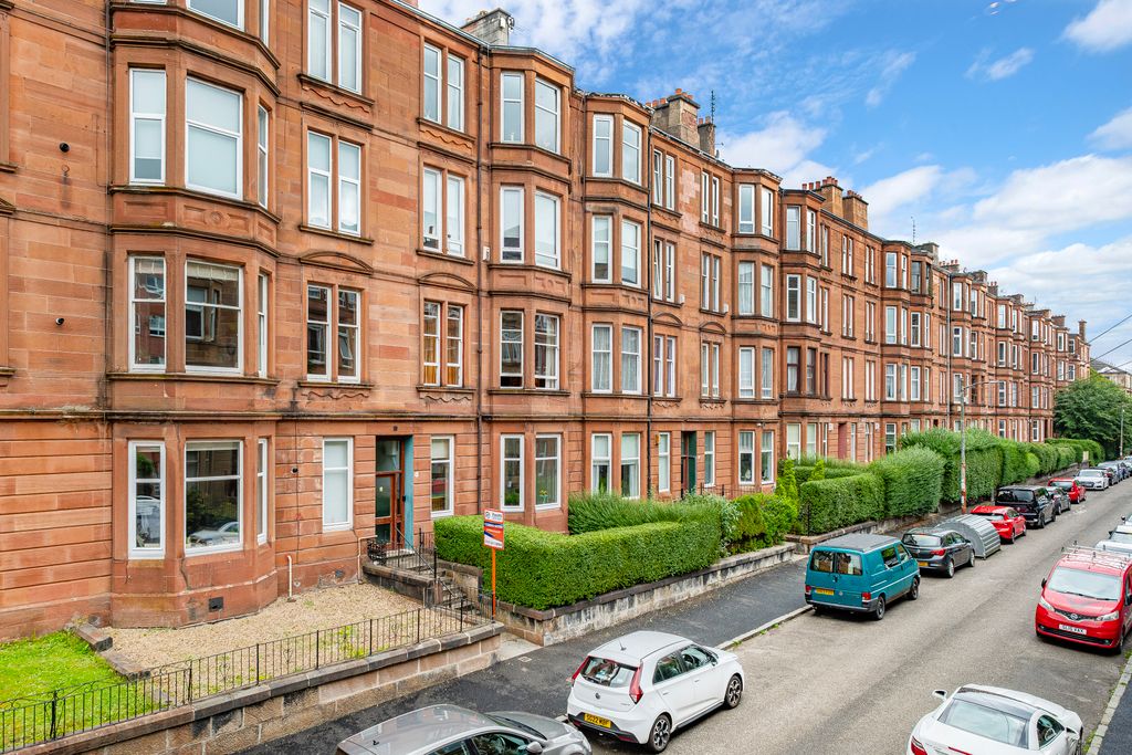 Property photo 1 of 34