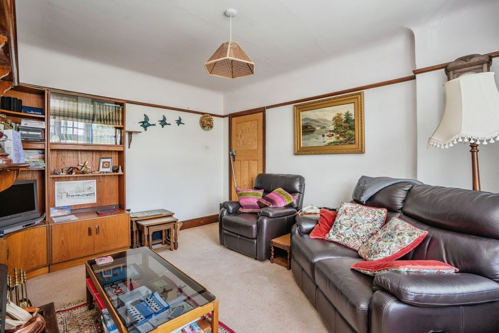 Property photo 3 of 21 Pbox-Img.Jpg