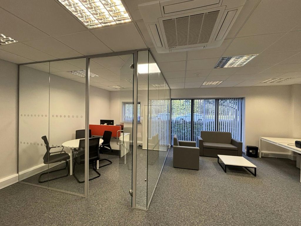 Property photo 3 of 5 Img_3719 Large.Jpg