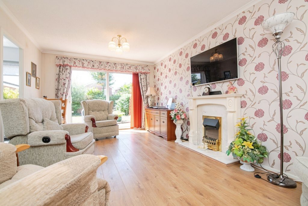 Property photo 2 of 13 Photo