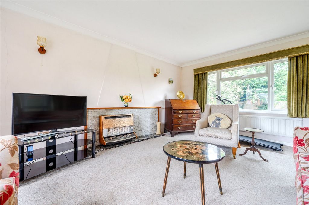Additional image 21 of 4 bed detached house for saleHeath Road, Petersfield, Hampshire GU31