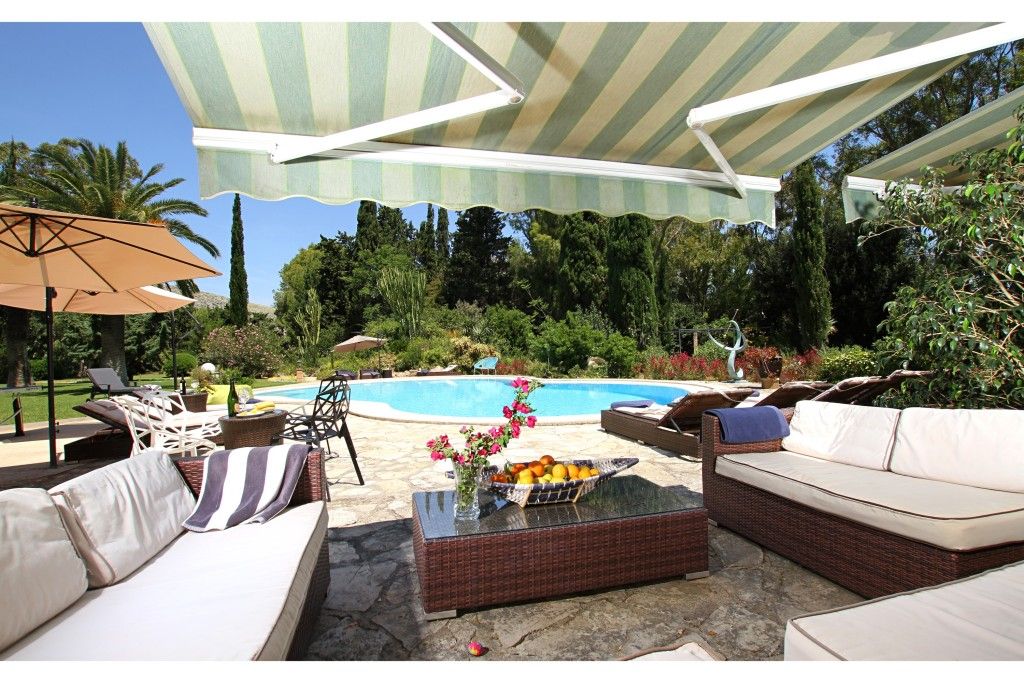 Property photo 3 of 20 Covered Terrace (4)