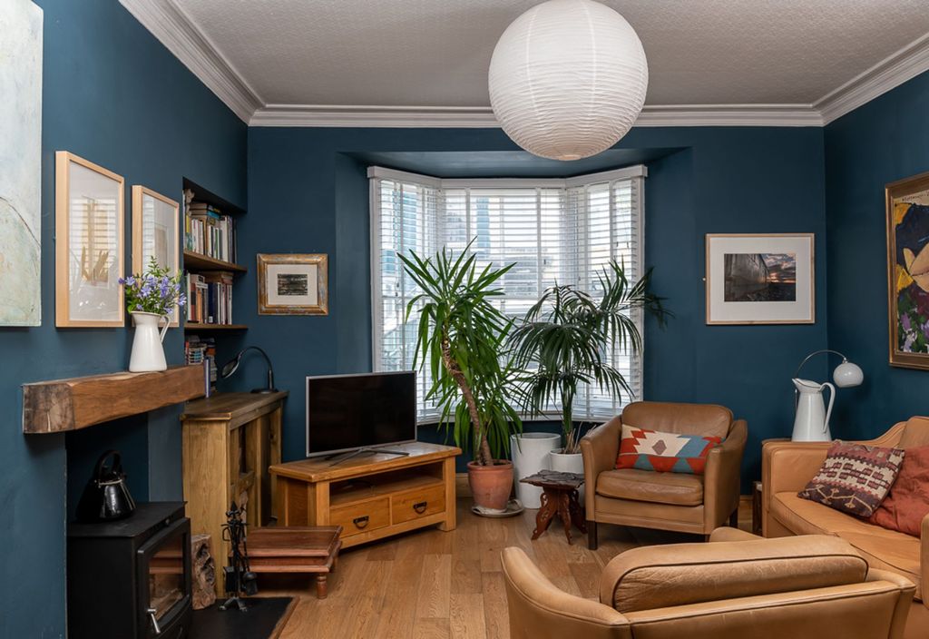 Property photo 3 of 31
