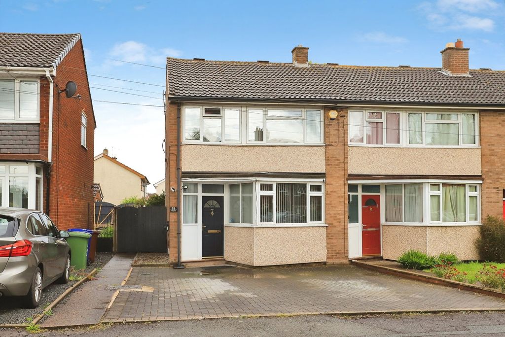 Property photo 1 of 28
