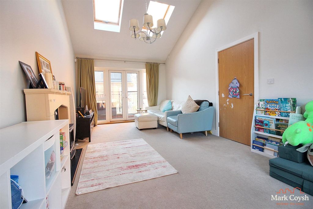 Property photo 3 of 21 Lr3.Jpg