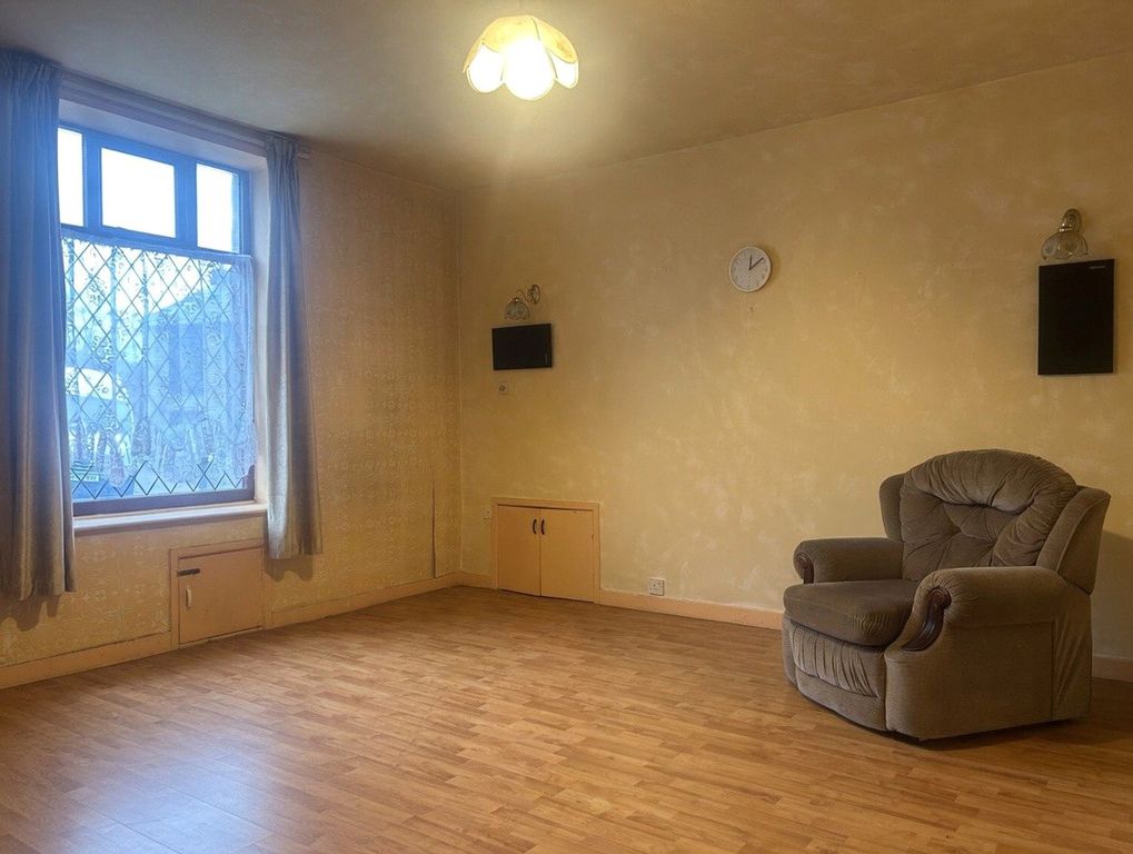 Property photo 2 of 26 Dining Room