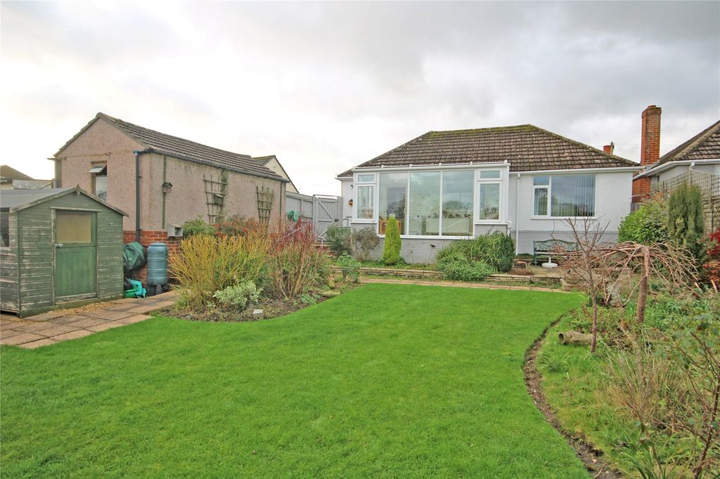 Property photo 2 of 14 Picture No. 13