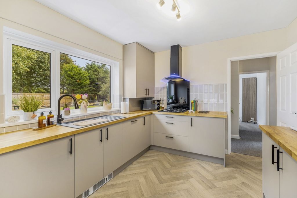 Property photo 2 of 23 21 Langwith Gardens (Holbeach)-17