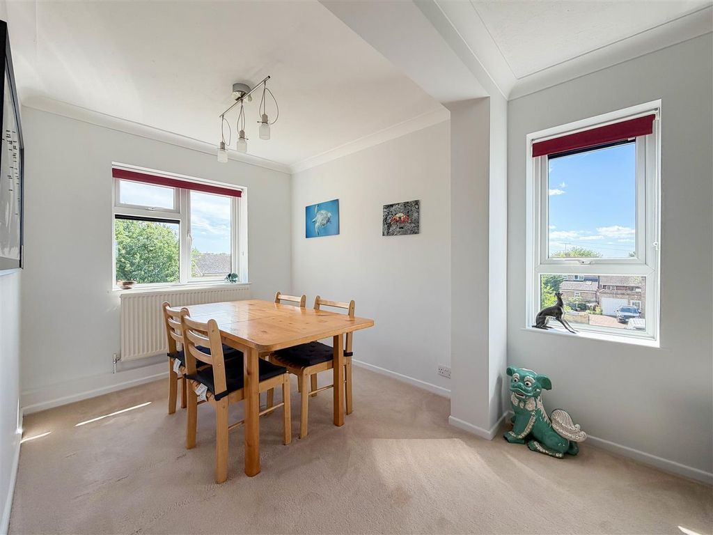 Additional image 10 of 2 bed flat for saleHarrington Court, Hertford Heath SG13