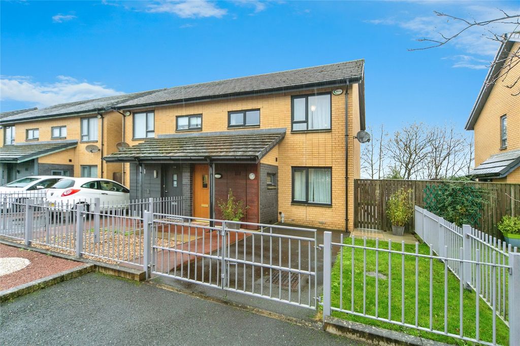 Property photo 2 of 24 Picture No. 12