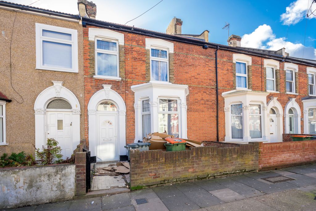 Property photo 1 of 4