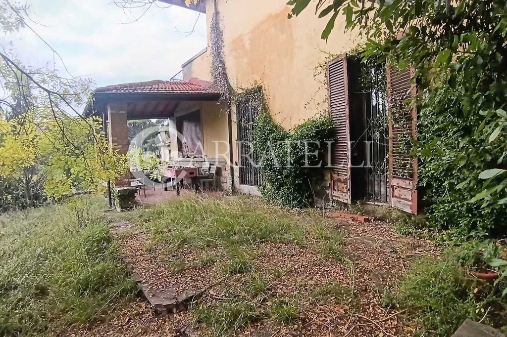 Property photo 2 of 22