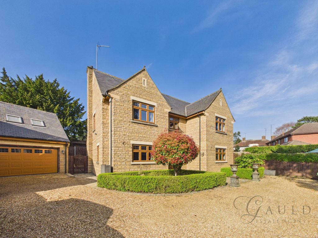 Property photo 1 of 55