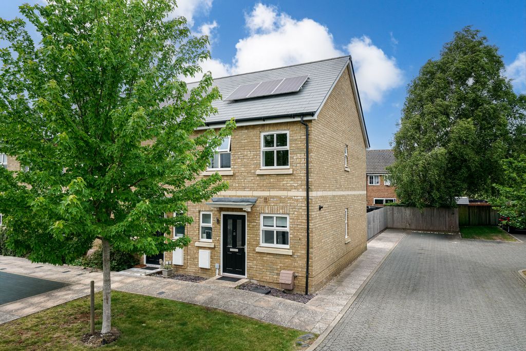 Property photo 1 of 14 15-Timms-Close-5